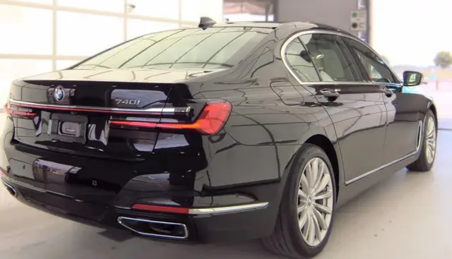BMW 7 SERIES КОЖАНЫЙ САЛОН РАЗДЕЛЬНЫЙ КЛИМАТ-КОНТРОЛЬ СИСТЕМА АВТОМАТИЧЕСКОЙ ПАРКОВКИ PARKING ASSISTANT PLUS (ДАТ 2022