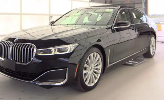 BMW 7 SERIES КОЖАНЫЙ САЛОН РАЗДЕЛЬНЫЙ КЛИМАТ-КОНТРОЛЬ СИСТЕМА АВТОМАТИЧЕСКОЙ ПАРКОВКИ PARKING ASSISTANT PLUS (ДАТ 2022