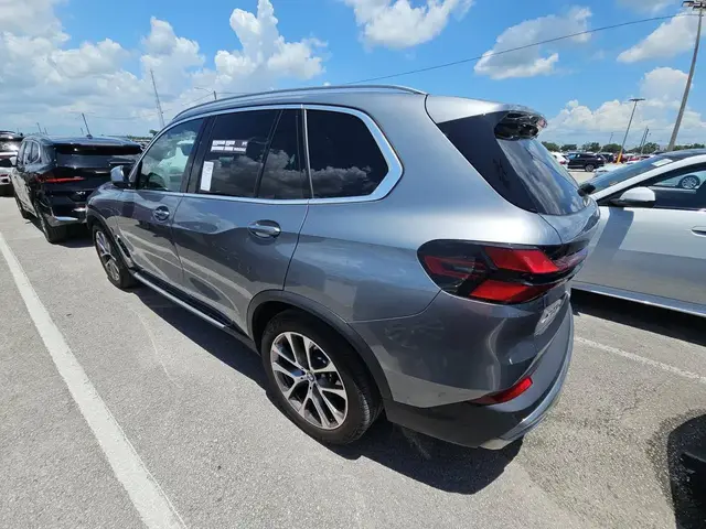 BMW X5 SPORTS ACTIVITY VEHICLE 2024