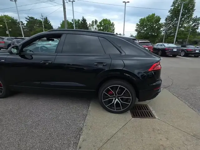 AUDI Q8 PREMIUM PLUS 2022