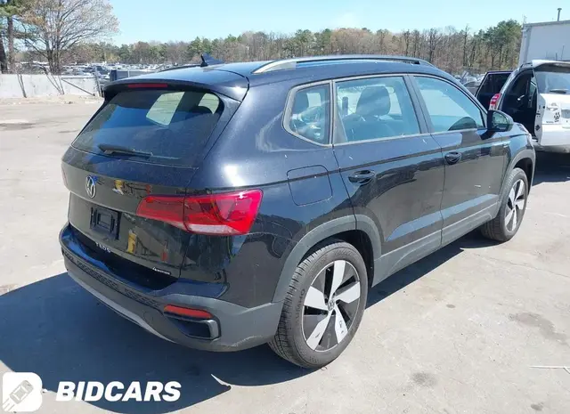 VOLKSWAGEN TAOS 1.5T S 2024