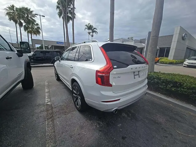 VOLVO XC90 T5 2019
