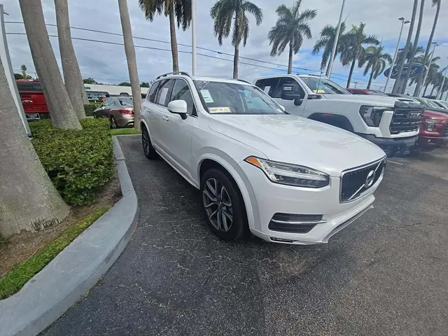 VOLVO XC90 T5 2019