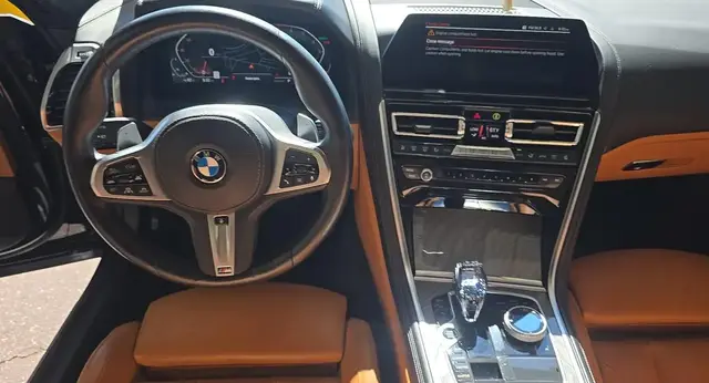 BMW 8 SERIES ЧЕРНЫЙ КУЗОВ КОЖАНЫЙ САЛОН. СПОРТИВНЫЙ ПАКЕТ M SPORT ПАНОРАМНАЯ КРЫША ПРОЕКЦИЯ НА ЛОБОВОЕ СТЕКЛО КАМ 2022