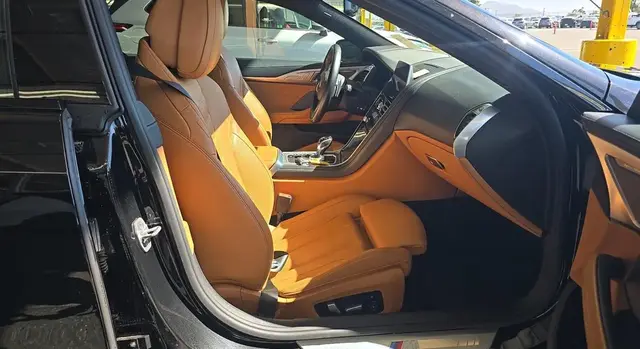 BMW 8 SERIES ЧЕРНЫЙ КУЗОВ КОЖАНЫЙ САЛОН. СПОРТИВНЫЙ ПАКЕТ M SPORT ПАНОРАМНАЯ КРЫША ПРОЕКЦИЯ НА ЛОБОВОЕ СТЕКЛО КАМ 2022