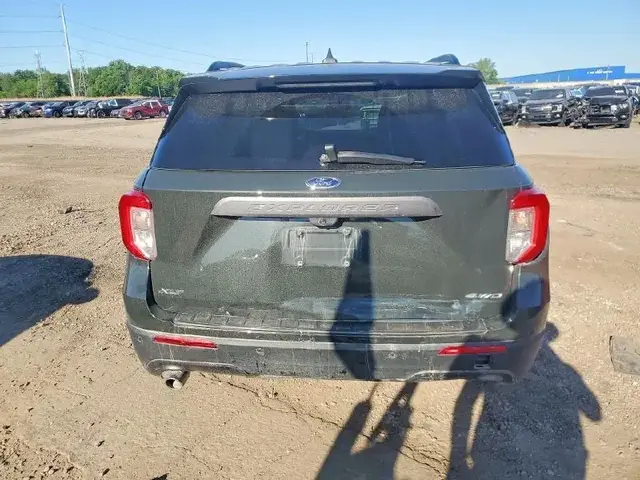 FORD EXPLORER XLT 2022