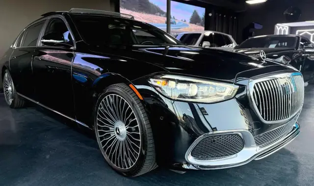 MERCEDES-BENZ MAYBACH. РОСКОШНАЯ 4-МЕСТНАЯ КОНФИГУРАЦИЯ САЛОНА С РАЗДЕЛЬНЫМИ ЗАДНИМИ СИДЕНЬЯМИ (EXECUTIVE REAR SEA 2023