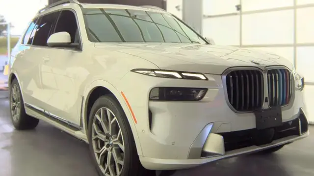 BMW X7 КОЖАНЫЙ САЛОН ПАНОРАМА 3-ЗОННЫЙ КЛИМАТ ПАРКТРОНИКИ ПЕРЕД/ЗАД УДЕРЖАНИЕ В ПОЛОСЕ СИСТЕМА ПРЕДУПРЕЖДЕН 2023