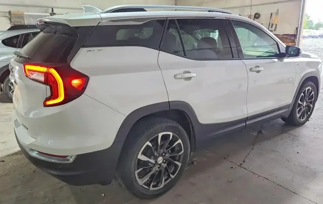 GMC TERRAIN SLT (КОЖАНЫЙ САЛОН КЛИМАТ-КОНТРОЛЬ КНОПКА ЗАПУСКА ЛИТЫЕ ДИСКИ МУЛЬТИМЕДИА-СИСТЕМА КОМПЛЕКС АССИСТЕНТ 2022