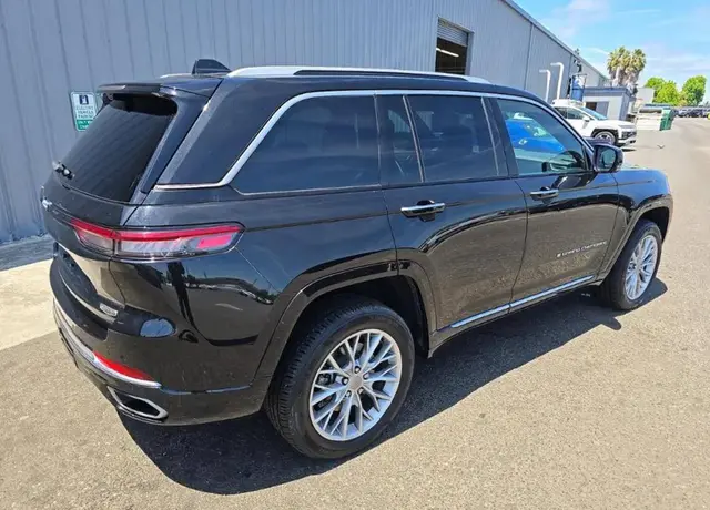 JEEP GRAND CHEROKEE 4XE SUMMIT 2022