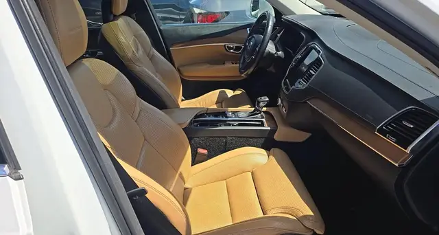 VOLVO XC90 INSCRIPTION. КОРИЧНЕВЫЙ КОЖАНЫЙ САЛОН 3-Й РЯД СИДЕНИЙ НАВИГАЦИЯ ПАНОРАМНАЯ КРЫША КЛИМАТ-КОНТРОЛЬ С Р 2016