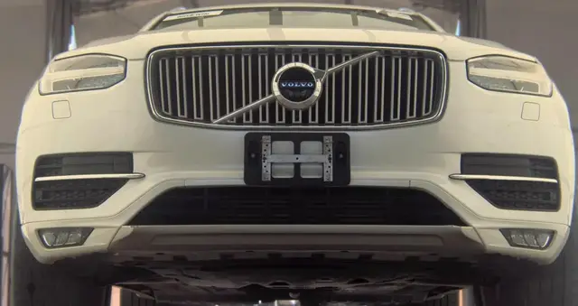 VOLVO XC90 INSCRIPTION. КОРИЧНЕВЫЙ КОЖАНЫЙ САЛОН 3-Й РЯД СИДЕНИЙ НАВИГАЦИЯ ПАНОРАМНАЯ КРЫША КЛИМАТ-КОНТРОЛЬ С Р 2016