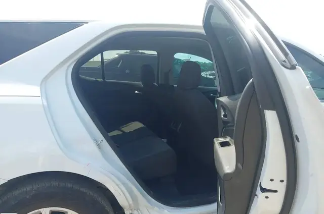 CHEVROLET EQUINOX LT (КЛИМАТ-КОНТРОЛЬ КНОПКА ЗАПУСКА МУЛЬТИМЕДИА MYLINK КРУИЗ-КОНТРОЛЬ ЛИТЫЕ ДИСКИ КОМПЛЕКС СИСТЕМ БЕЗ 2023