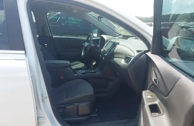CHEVROLET EQUINOX LT (КЛИМАТ-КОНТРОЛЬ КНОПКА ЗАПУСКА МУЛЬТИМЕДИА MYLINK КРУИЗ-КОНТРОЛЬ ЛИТЫЕ ДИСКИ КОМПЛЕКС СИСТЕМ БЕЗ 2023