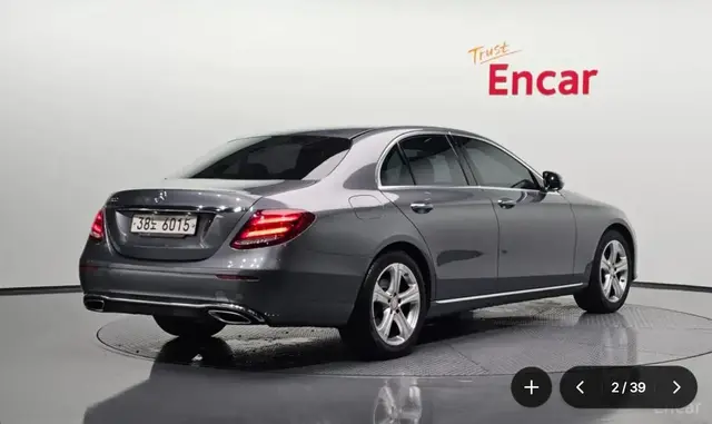 MERCEDES-BENZ E200 AVANTGARDE 2017