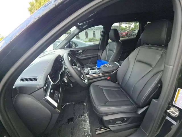 AUDI Q7 PREMIUM 2025