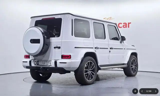 MERCEDES-BENZ G400D 2023