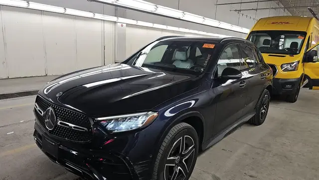 MERCEDES-BENZ GLC 300 2023
