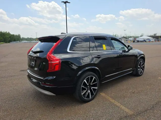 VOLVO XC90 T6 MOMENTUM 2022