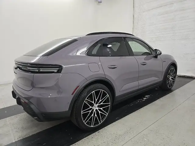 PORSCHE MACAN 4 ELECTRIC 2025