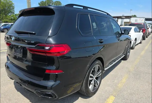 BMW X7 М-ПАКЕТ 2022