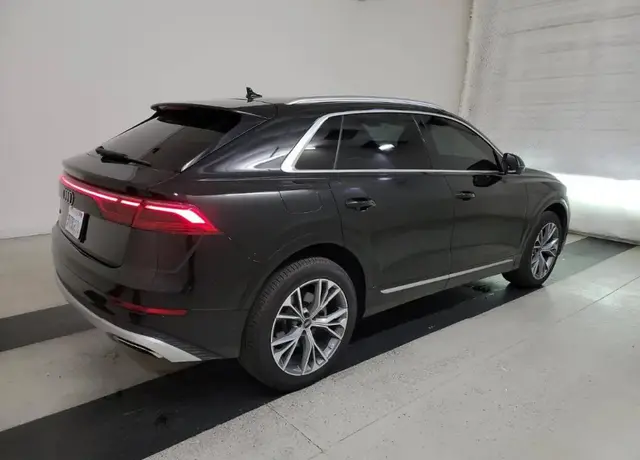 AUDI Q8 PREMIUM PLUS 2024