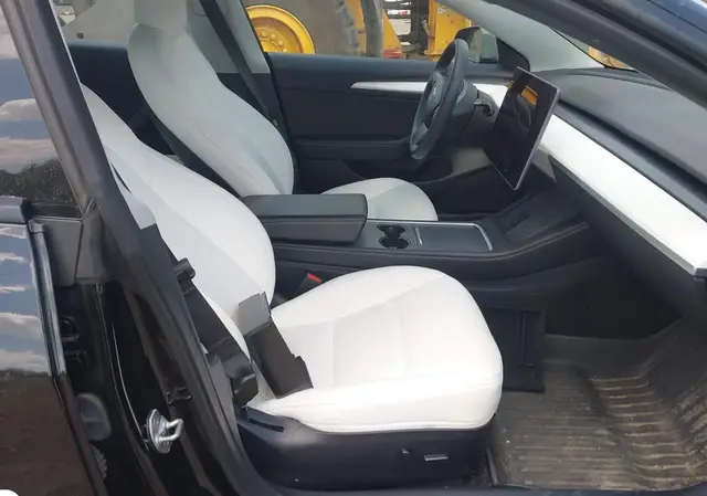TESLA MODEL 3 LONG RANGE 2021