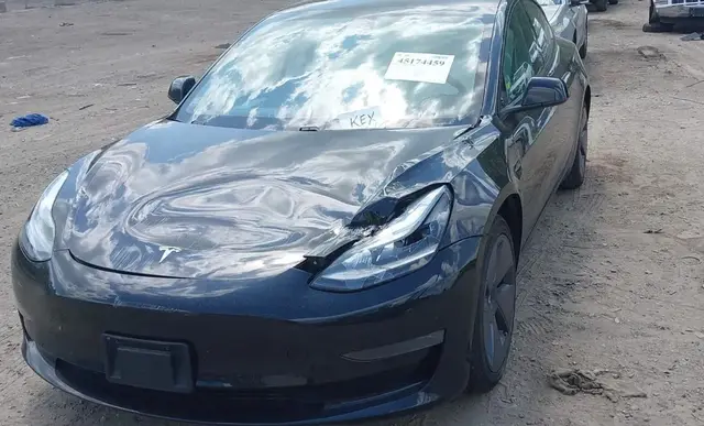 TESLA MODEL 3 LONG RANGE 2021