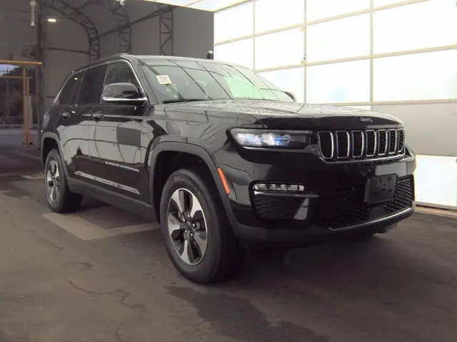 JEEP GRAND CHEROKEE 4XE 2023