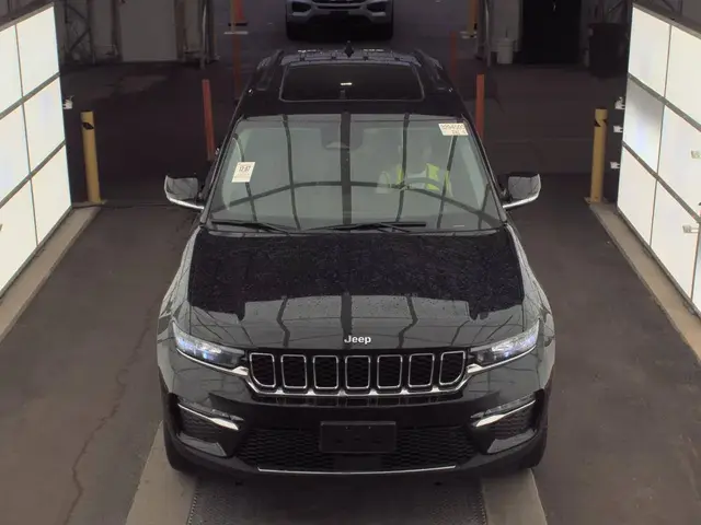 JEEP GRAND CHEROKEE 4XE 2023