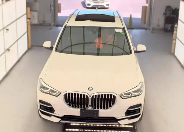 BMW X5 SPORTS ACTIVITY VEHICLE 2022