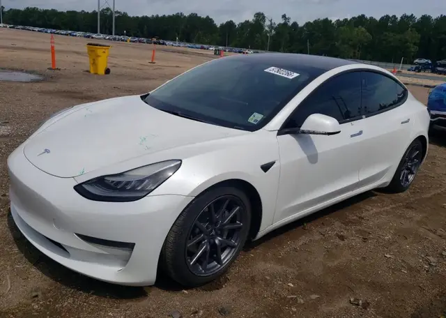TESLA MODEL 3 2020