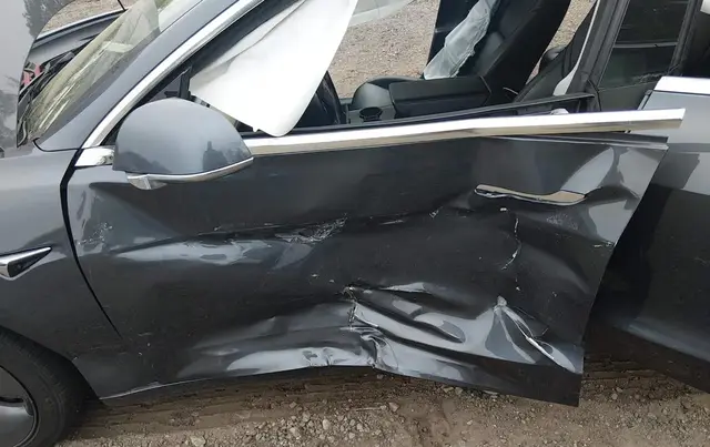 TESLA MODEL 3 LONG RANGE 2019
