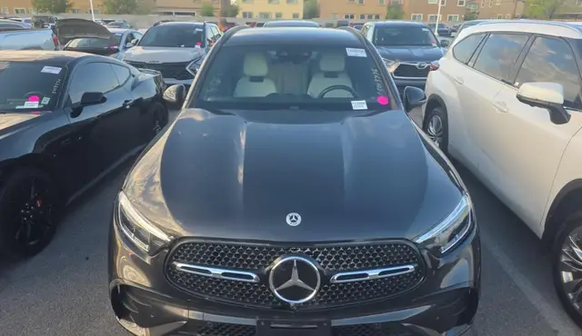 MERCEDES-BENZ GLC 300 4MATIC 2023