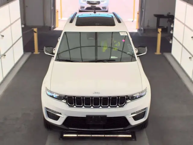 JEEP GRAND CHEROKEE 4XE 2024