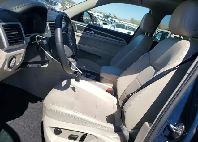 VOLKSWAGEN ATLAS SE 2022