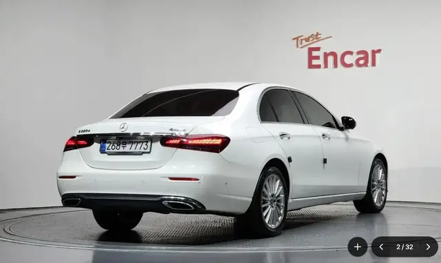 MERCEDES-BENZ W213 E220D 4MATIC 2022