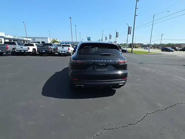 PORSCHE CAYENNE 2022