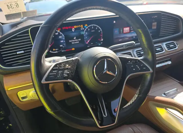 MERCEDES-BENZ GLS 7-МЕСТНЫЙ САЛОН (2+3+2) ПОДОГРЕВ И ВЕНТИЛЯЦИЯ ПЕРЕДНИХ СИДЕНИЙ С ПАМЯТЬЮ ПОДОГРЕВ РУЛЯ ПАНОРАМНАЯ КР 2024
