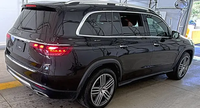 MERCEDES-BENZ GLS 7-МЕСТНЫЙ САЛОН (2+3+2) ПОДОГРЕВ И ВЕНТИЛЯЦИЯ ПЕРЕДНИХ СИДЕНИЙ С ПАМЯТЬЮ ПОДОГРЕВ РУЛЯ ПАНОРАМНАЯ КР 2024