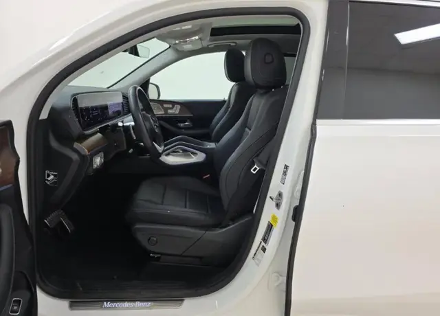 MERCEDES-BENZ GLS 450 2024