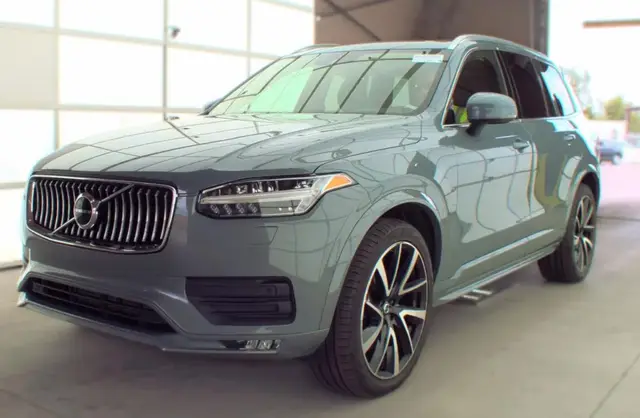 VOLVO XC90 T6 MOMENTUM 7-PASSENGER 2022