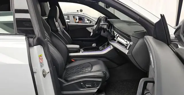 AUDI Q8 55 TFSI 2022
