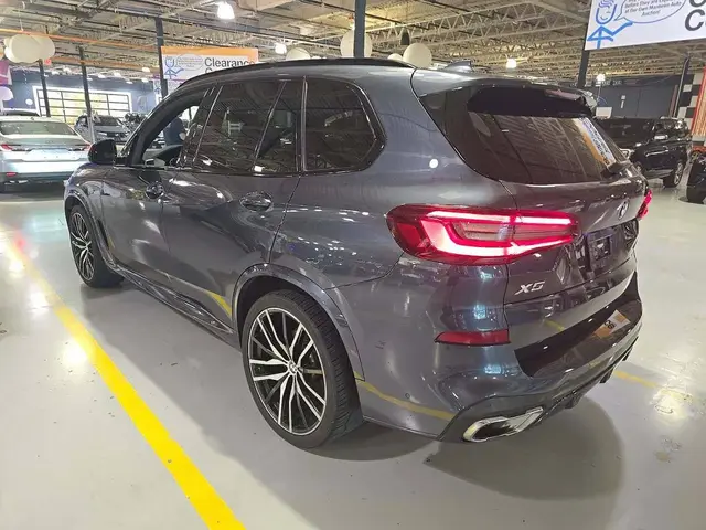 BMW X5 SPORTS ACTIVITY VEHICLE 2022