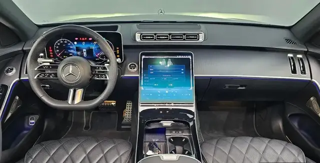 MERCEDES-BENZ S400 2023