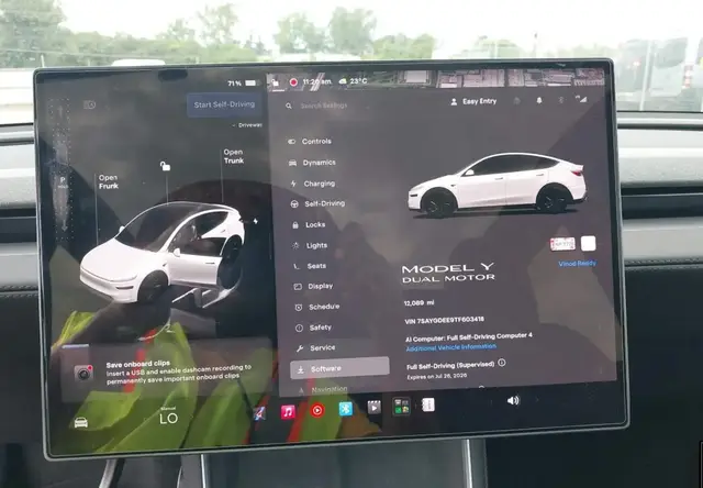 TESLA MODEL Y LONG RANGE 2026
