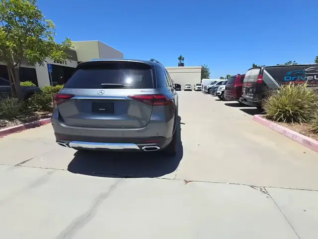MERCEDES-BENZ GLE 450E 2024