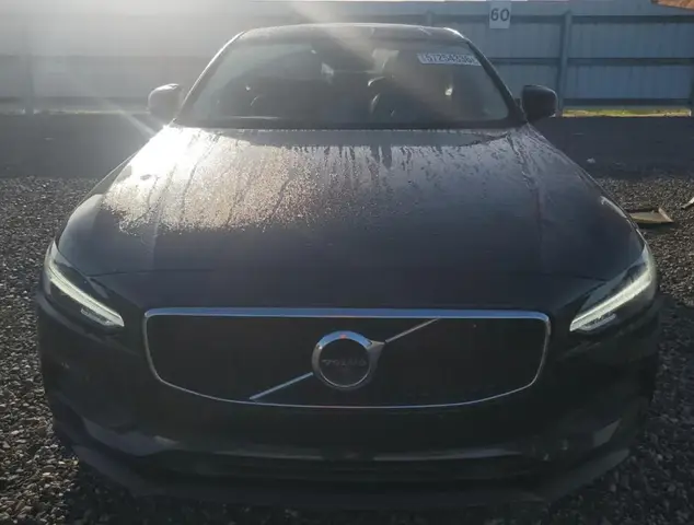 VOLVO S90 T6 MOMENTUM 2019