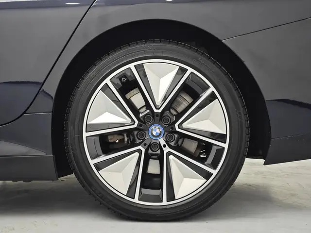 BMW I3 EDRIVE35L ВСЕ ОПЦИИ НА БОРТУ 2023