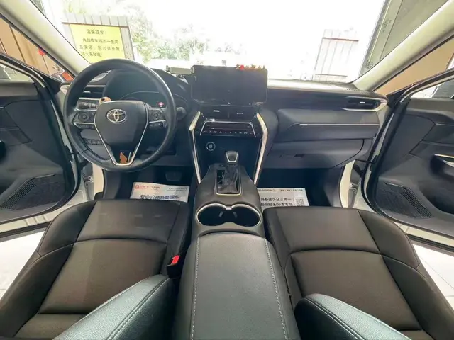 TOYOTA VENZA LUXURY EDITION КОЖА ПАНОРАМА 360 ВСЁ ВКЛЮЧЕНО 2023